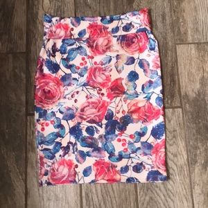 Lularoe floral Cassie skirt